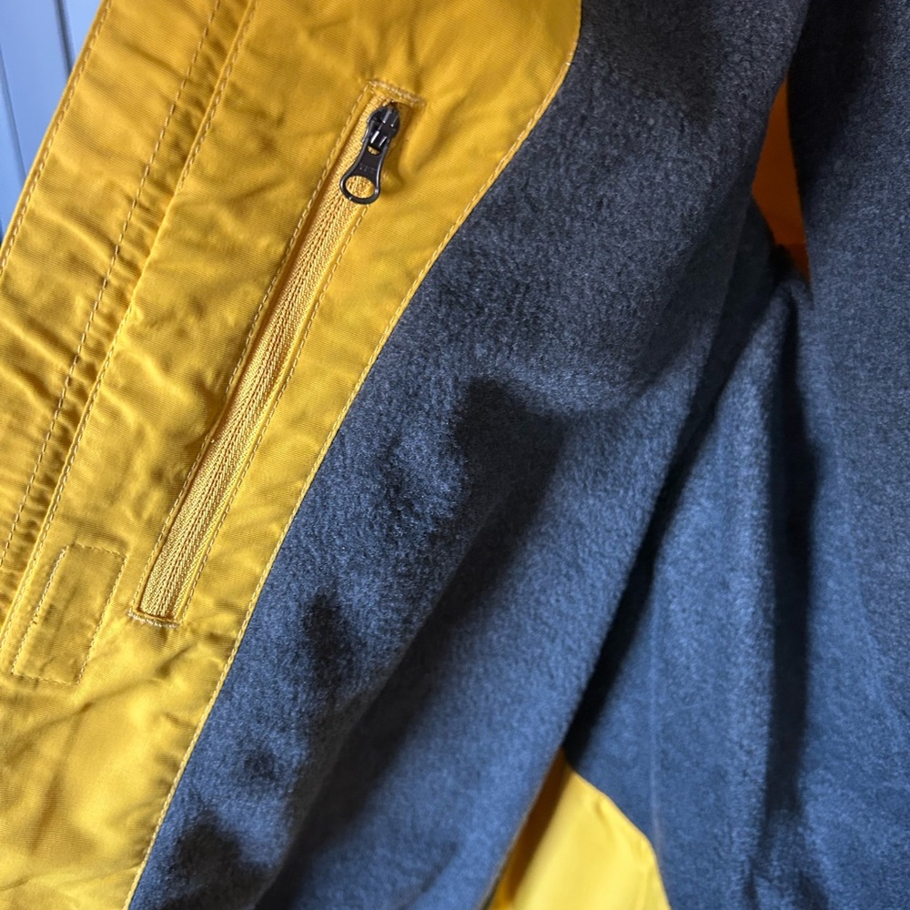 Men's Yellow Jacket - Picture 9 of 13